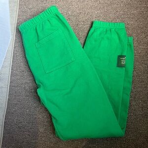 Kelly green danzy sweatpants